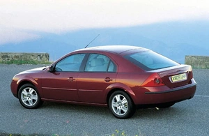 FORD MONDEO 4D/5D 2000- боковое стекло, левой задней двери опускное от Pilkington