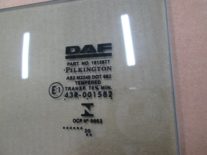 DAF XF95/XF105/- стекло боковое, форточка левой передней двери от Оригинал
